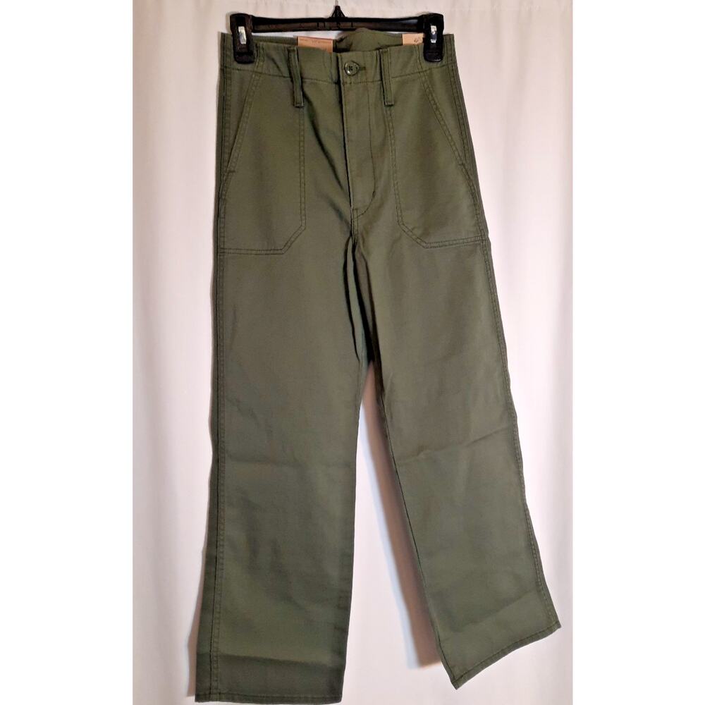 Levi's Women's High Rise Straight Leg Crop Relaxed Jeans NWT 26X27 Olive